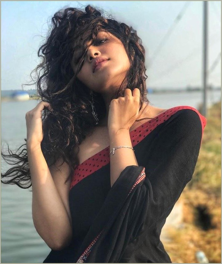 Actress Anupama Parameswaran Latest Photos Resume Examples