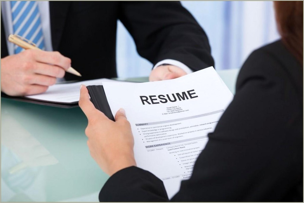 Better Words For Greeting In Resume
