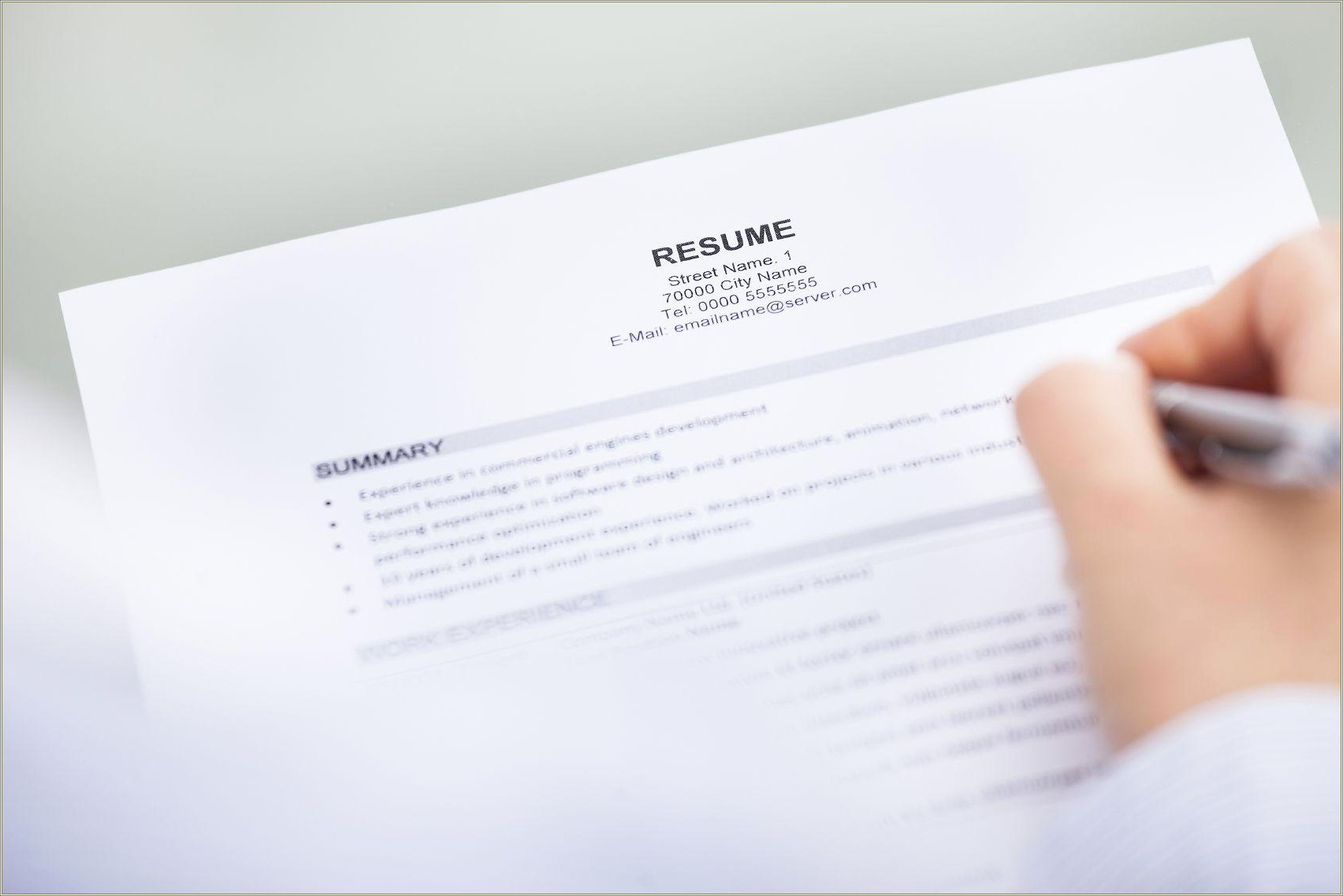 Should You Put Reference Contact Info On Resume